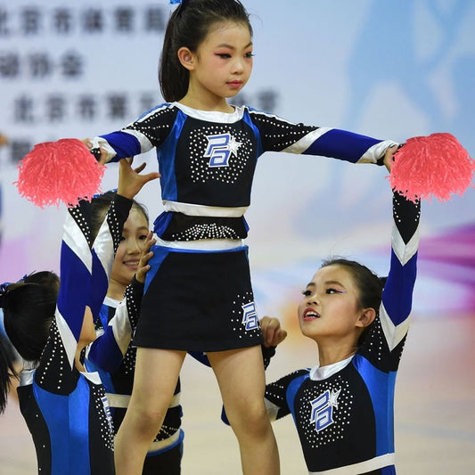 12Pcs Assorted Color Plastic Material Eye Catching Cheering Accessory for Sports