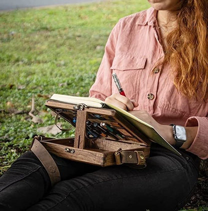 Multifunctional Wooden Shoulder Bag - Vintage Design for Artists & Writers - Artist Tool Set - Brush, Tool Storage Box - Sketch Box - Easel - with Storage Pockets and Adjustable Strap - 25x19x6 cm