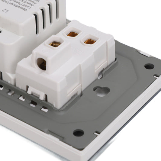 Smart Switch WiFi Phone Remote Fire Zero Control with 3 Holes Socket Touch Light Switch for Home Use Hotel