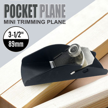 Compact Pocket Hand Planer for Woodworking, Mini Trimming Tool with Adjustable Blade for Model Making, Carving and Small Wood Surface Smoothing Tasks (Black)