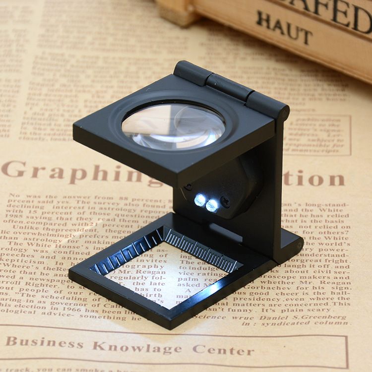Magnifying Glass Triple Fold Magnifying Glass 8X 30MM Zinc Alloy Small Shutter Mini Magnifying Glass with Scale